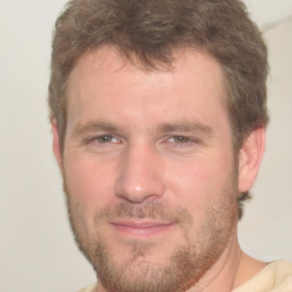 Ведучий викладач курсів фотографії